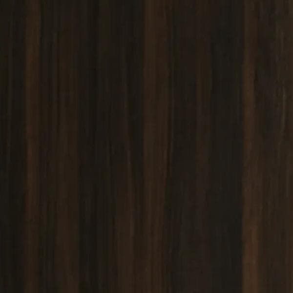 Close-up van het donkere hout van de kastenwand